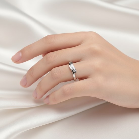 Zlatý 585/1000 prsten z bílého zlata se zirkonem 5013B