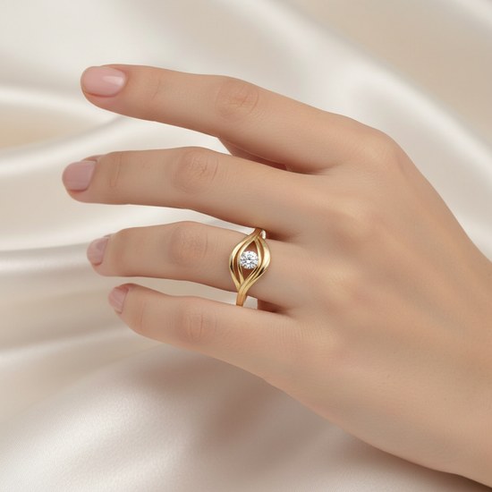 Zlatý prsten se zirkonem