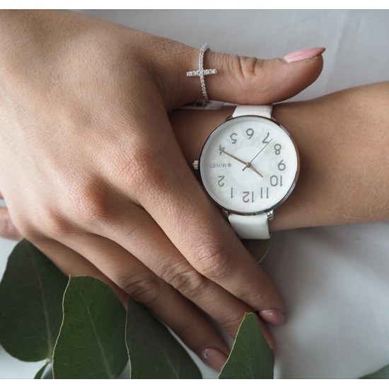 MINET Stříbrný prsten KŘÍŽEK s bílými zirkony