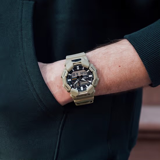 Hodinky Casio G-SHOCK GA-010-5AER