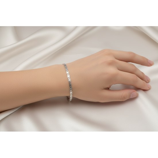 Zlatý 585/1000 náramek z bílého zlata žiletkový 1635