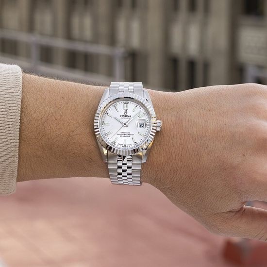 Hodinky Festina SWISS MADE AUTOMATIC 20090/1