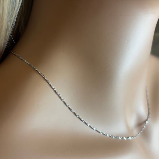 Zlatý 585/1000 řetízek z bílého zlata singapur 1479