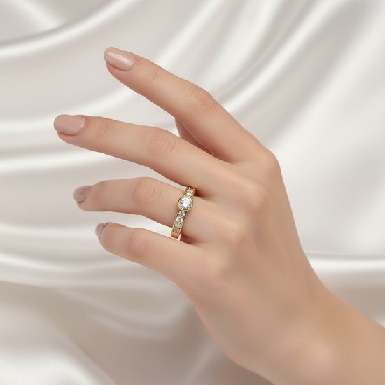 Zlatý prsten se zirkony