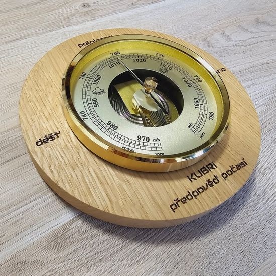 KUBRi 0230PRECIS - špičkový barometr nejvyšší kvality osazený v dubovém dřevě