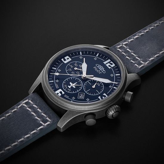 Hodinky PRIM Pilot JP75 W01P.13247.B – edice 2025