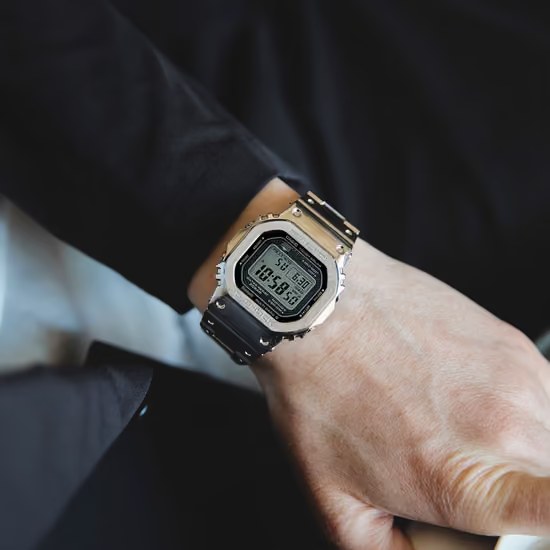 Hodinky Casio G-Shock GMW-B5000D-1ER