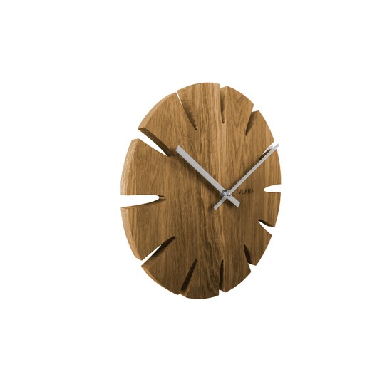 Dubové hodiny VLAHA VCT1014 vyrobené v Čechách se stříbrnými ručičkami