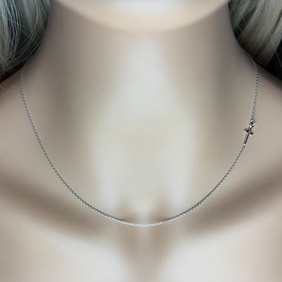 Zlatý náhrdelník z bílého zlata