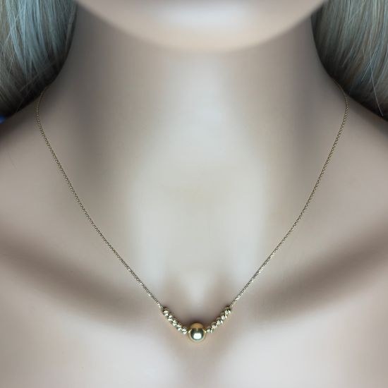 Zlatý náhrdelník s kuličkami