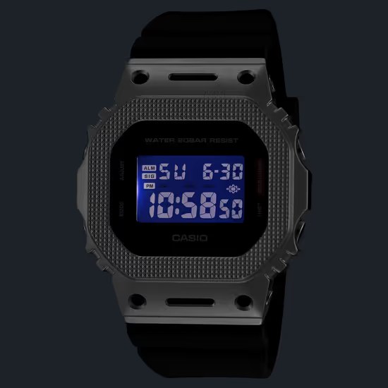 Hodinky Casio G-SHOCK GM-5600M-1ER