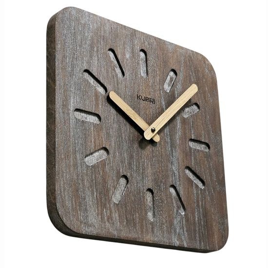 KUBRi 0157 - exkluzivní design hodin z dubového dřeva v rozměrech od 20cm do 40cm
