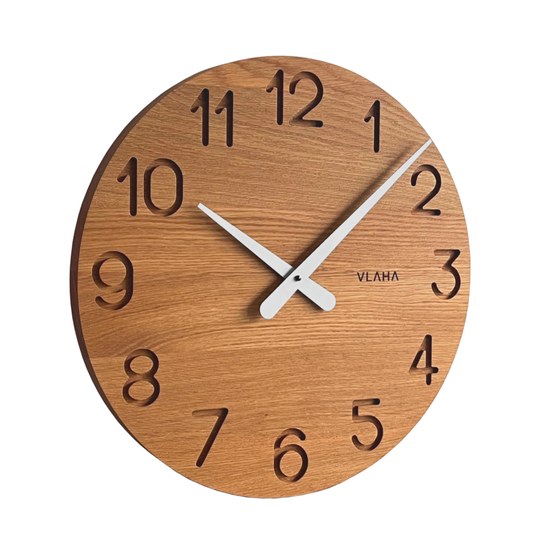 Dubové hodiny VLAHA VCT1133 vyrobené v Čechách s bílými ručičkami