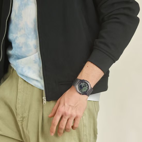 Hodinky Casio GM-2100B-3AER