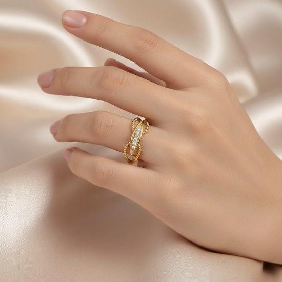 Zlatý prsten se zirkony