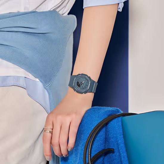 Hodinky Casio G-SHOCK GMA-P2100BA-2AER