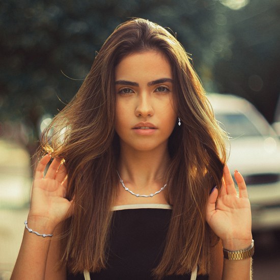 MINET Elegantní stříbrný náhrdelník s bílými zirkony