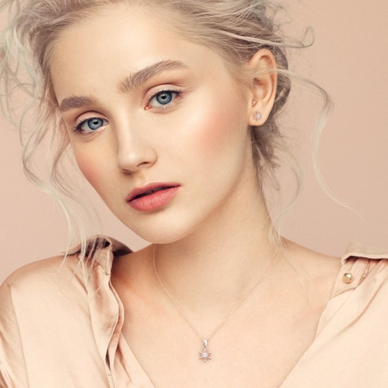 MINET Rose gold stříbrný náhrdelník SNĚHOVÁ VLOČKA s bílými zirkony