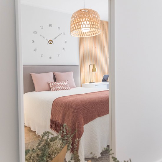 VLAHA VCT1044 - Dubové nalepovací hodiny MINIMAL vyrobené v Čechách - stříbrné