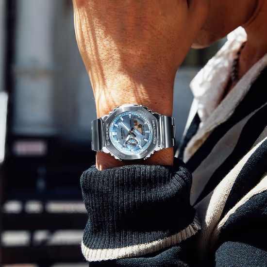 Hodinky Casio G-SHOCK GM-2110D-2AER