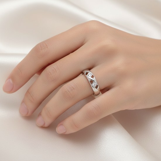 Zlatý 585/1000 prsten z bílého zlata se zirkonem 5015B