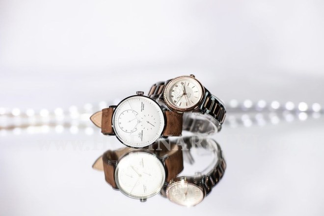 Náramkové hodinky JVD JG1009.2