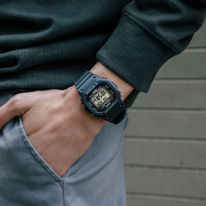 Hodinky Casio GW-5000U-1ER