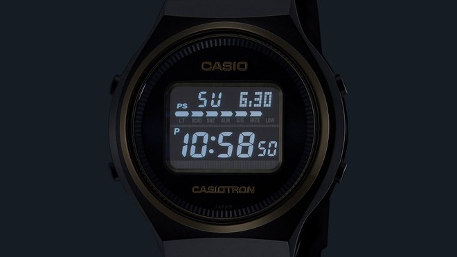 Hodinky Casio TRN-50ZE-1A - limitovaná edice u příležitosti 50 let značky Casio