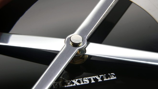 Flexistyle z5400g - nalepovací hodiny s průměrem až 80 cm