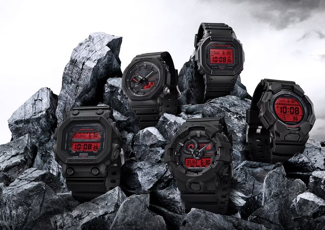 Hodinky Casio G-SHOCK GA-700BBR-1AER