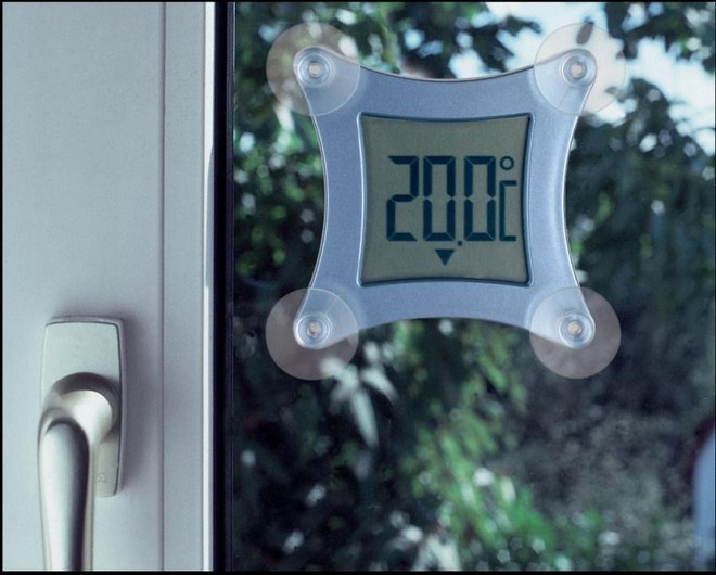 Venkovní digitální teploměr na okno TFA 30.1026 POCO
