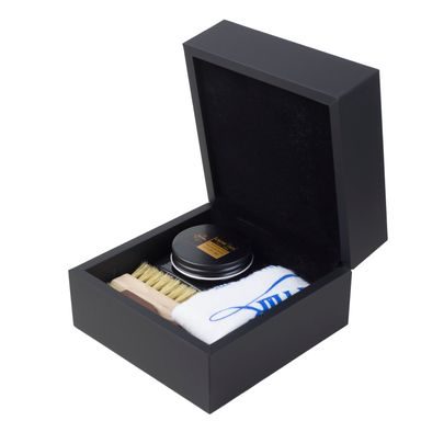 Set regalo con due spazzole, crema per scarpe e panno Saphir Medaille d'Or