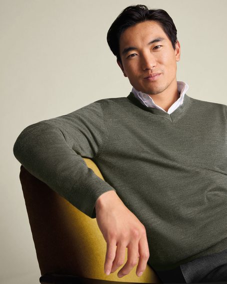 Charles Tyrwhitt Pure Merino V-Neck Jumper — Olive