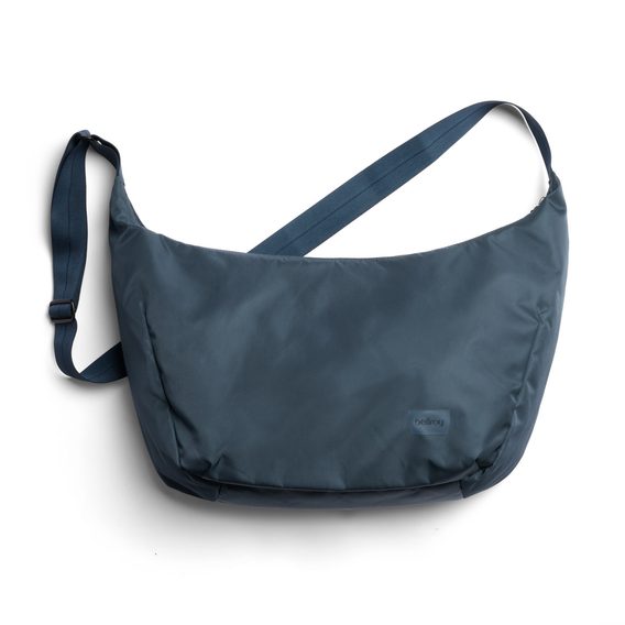 Bellroy Laneway Crescent Bag (12 l)