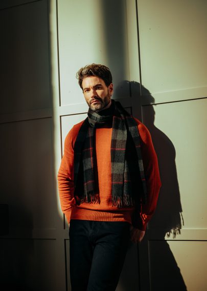 Joshua Ellis Classic Plaid Ripple Cashmere Scarf — Black x Chocolate x Grey x Red