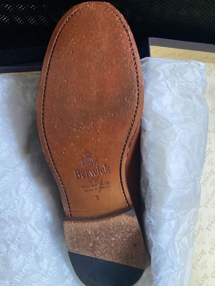 Bazar: Berwick Herbert — Brown (9)