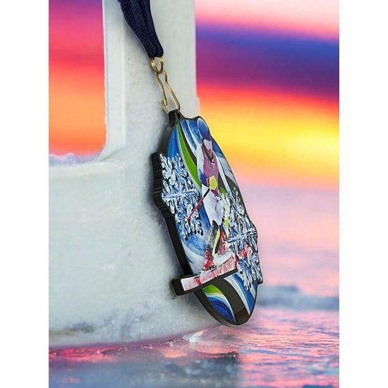 Rincon Black Acrylic Skiing Medal