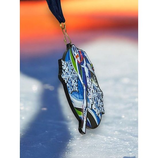 Rincon Black Acrylic Skiing Medal
