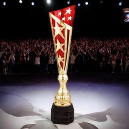 Nero Gold Red Trophy Cone Star Cup