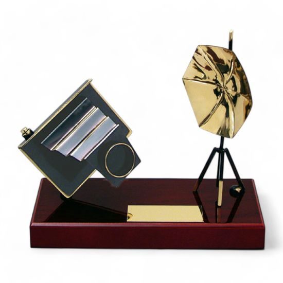 Portrait Photography Camera Handmade Metal Trophy