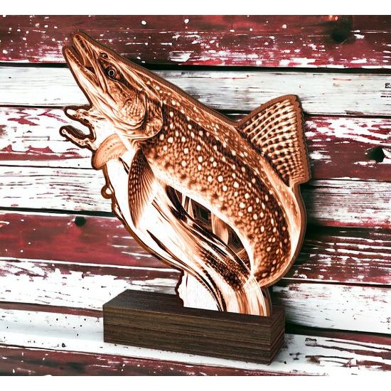Sierra Classic Fishing Pike Real Wood Trophy