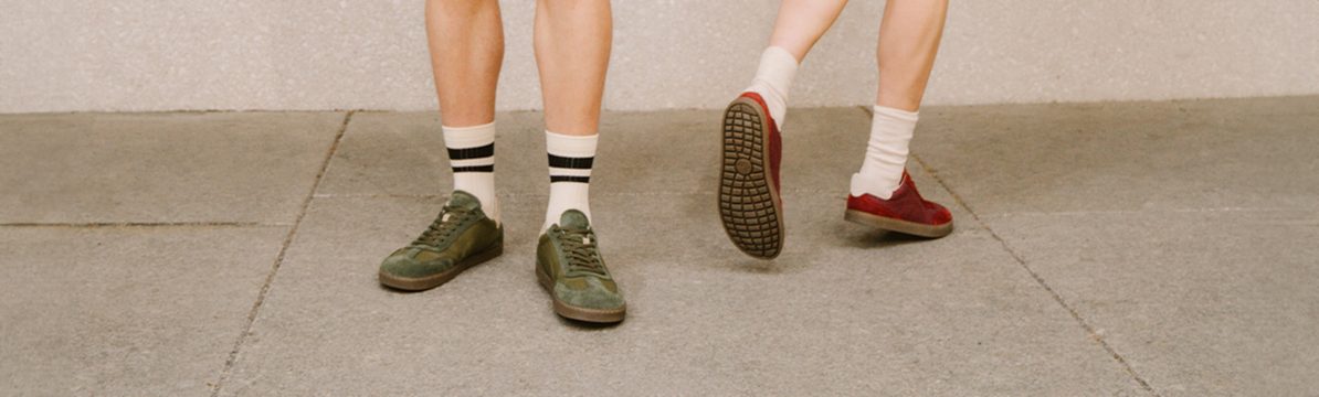 Zdravstvene prednosti bosih čevljev: Kako naravna hoja krepi celotno telo