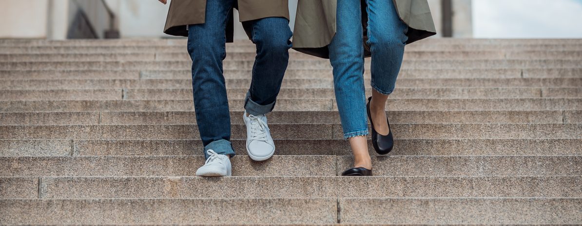 Barefoot ve městě: Mýty, fakta a jak si užít chůzi naplno