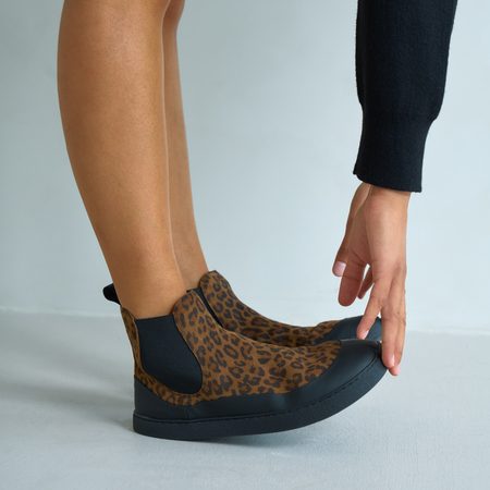 Dámské Barefoot Chelsea GROUNDIES® SIENNA Leopardí