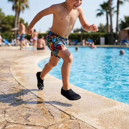 Dječje Barefoot cipele za vodu RAYVE SPLASHSAFE crne