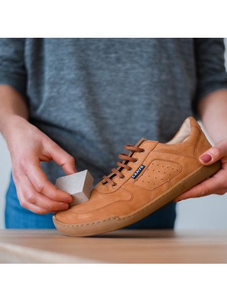 COLLONIL CARBON LAB SPOT CLEANER Guma pro čištění broušené kůže