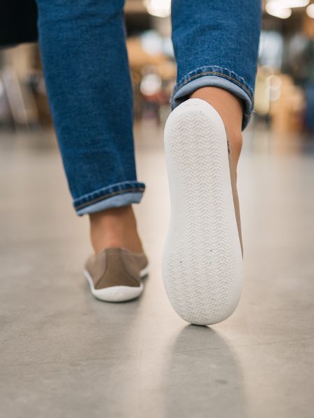 Balerini barefoot pentru femei Be Lenka Delight maro biscuit