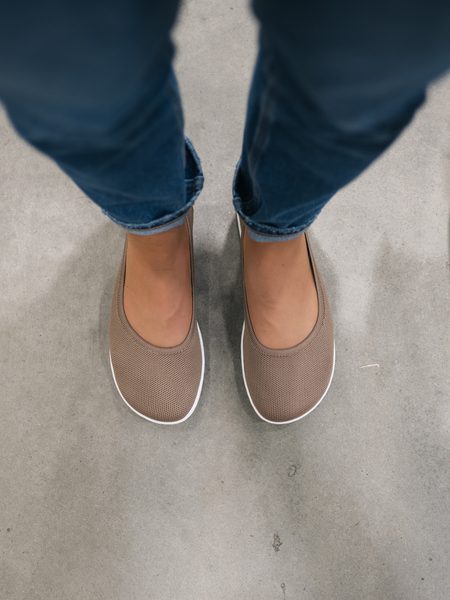 Balerini barefoot pentru femei Be Lenka Delight maro biscuit