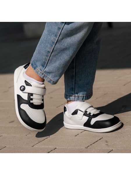 Baskets barefoot enfant Be Lenka Scoot Kids blanches et noires