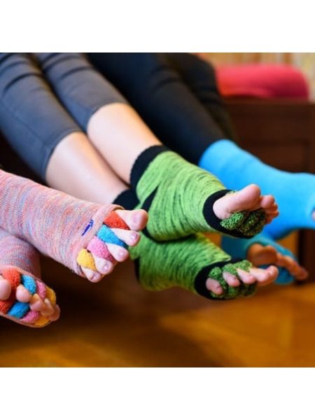 ADJUSTAČNÍ PONOŽKY Multicolor